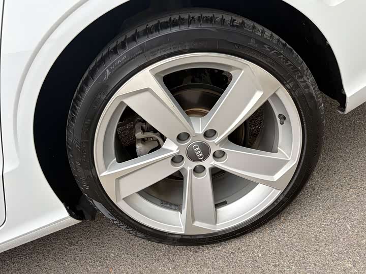 Audi A3 2018 30 Limousine 35 TFSI — фото 11