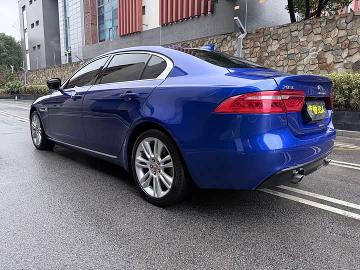Jaguar XEL 2019 2.0 T 200 PS — фото 17
