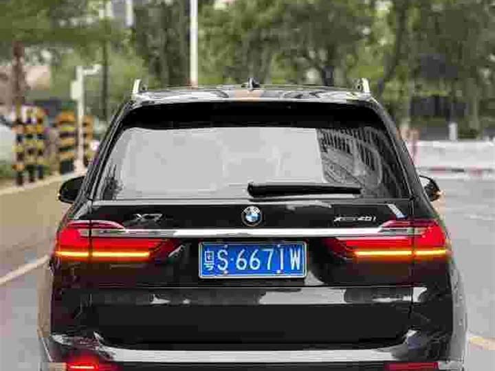 BMW X 7 2019 x Drive 40i Leading — фото 5