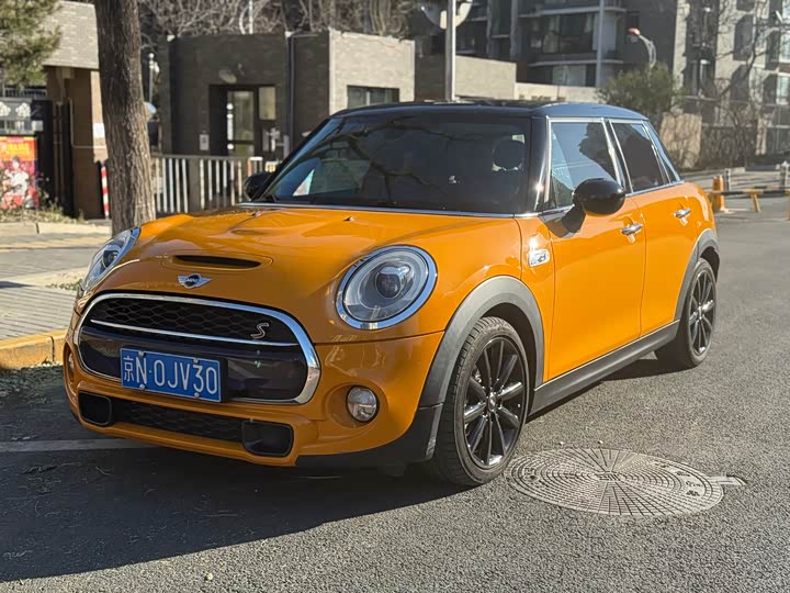 MINI Hatch