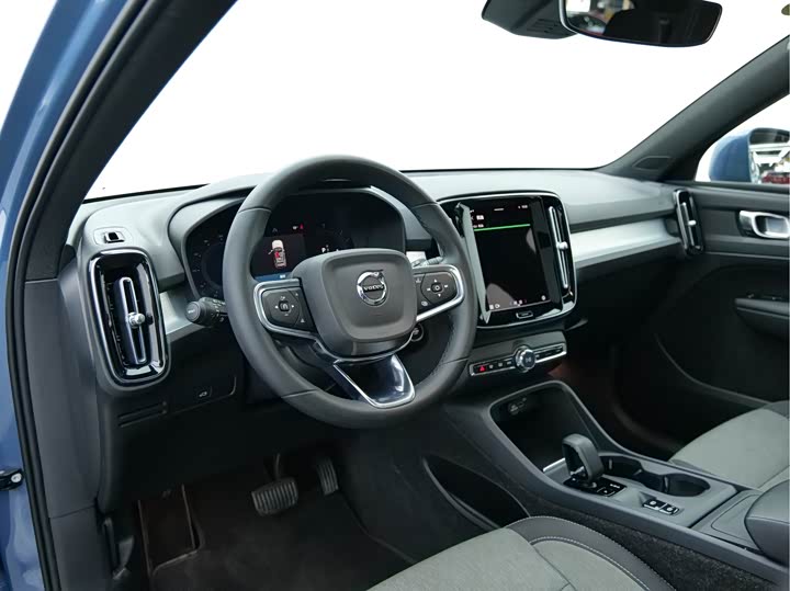 Volvo XC40 2024 B 3 — фото 21