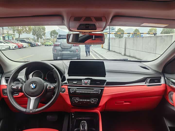 BMW X2 2022 s Drive 25i M — фото 13