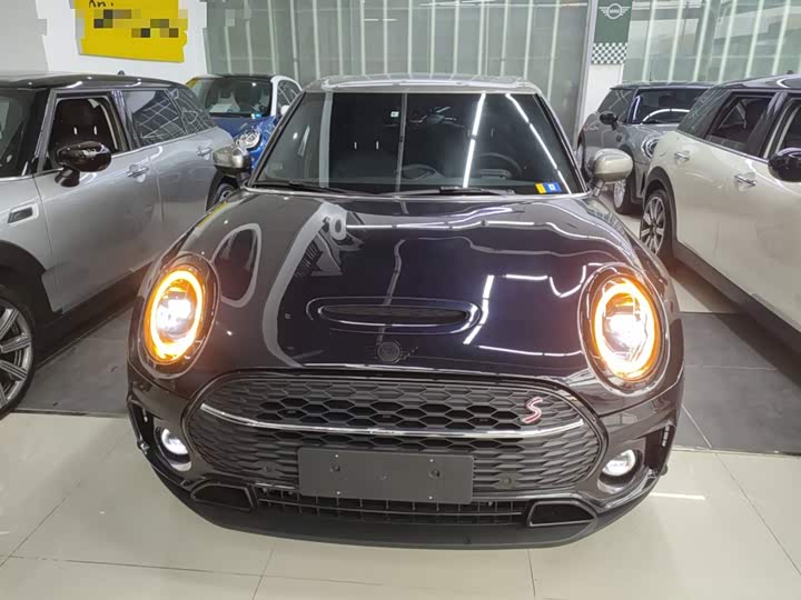 MINI Clubman — фото 3