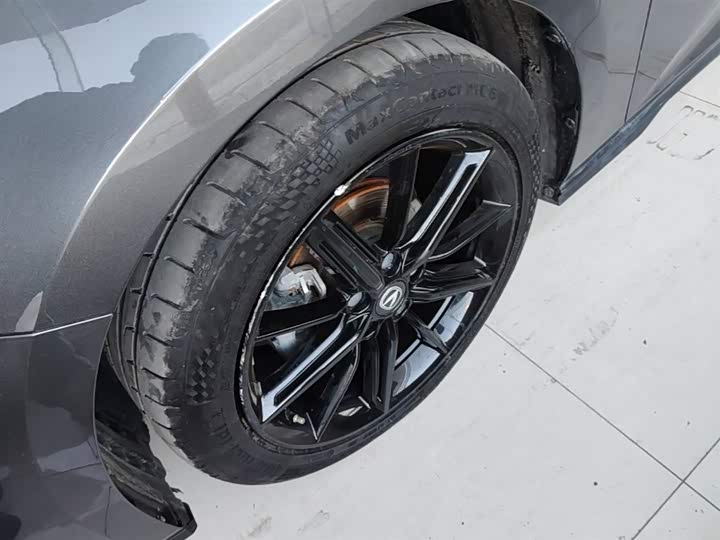 Changan UNI-V 2023 1.5 T Premium — фото 23