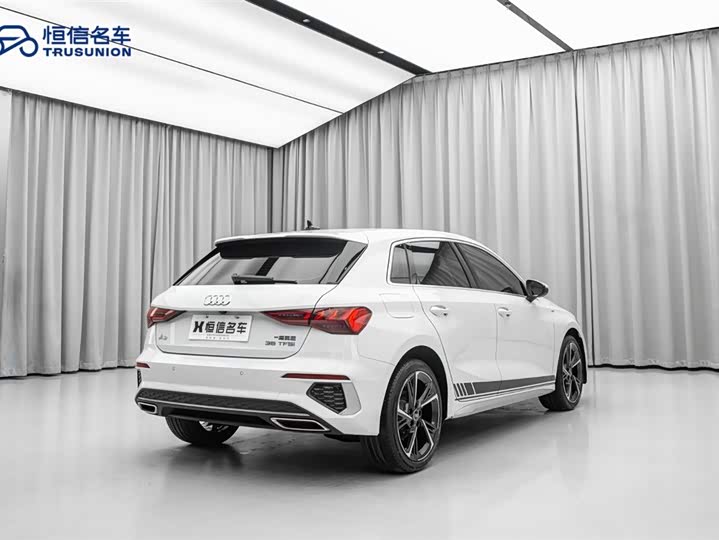 Audi A3 2024 Sportback 35 TFSI Sport — фото 9