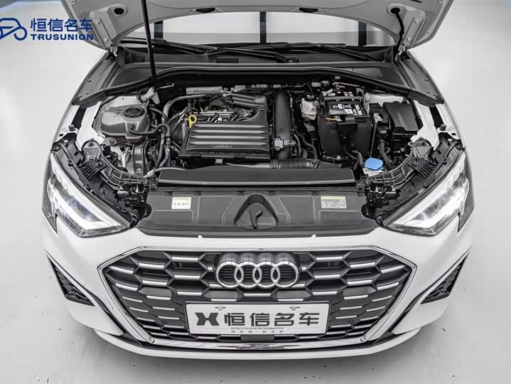 Audi A3 2024 Sportback 35 TFSI Sport — фото 21