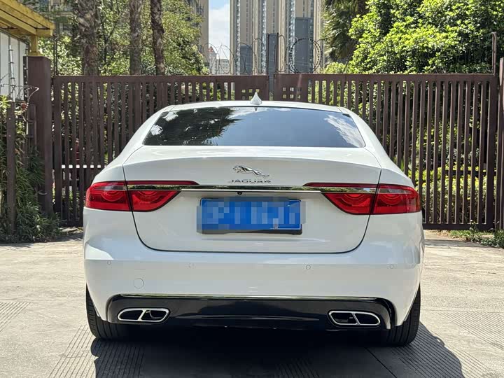 Jaguar XFL 2018 XFL 2.0 T 200 PS — фото 8