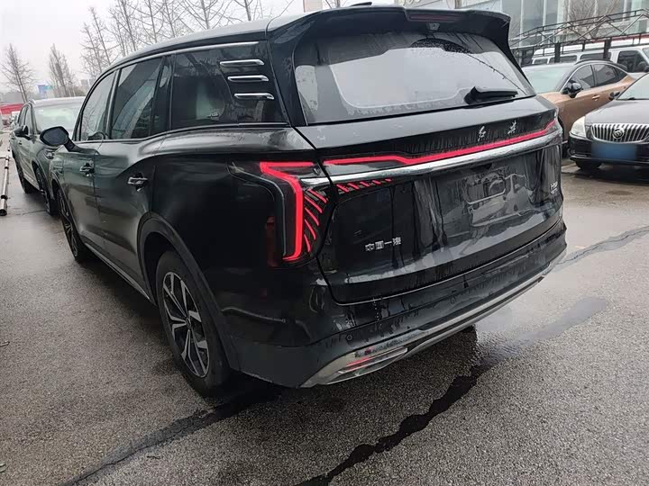 Hongqi HS7 2024 2.0 T AT 2 WD — фото 23