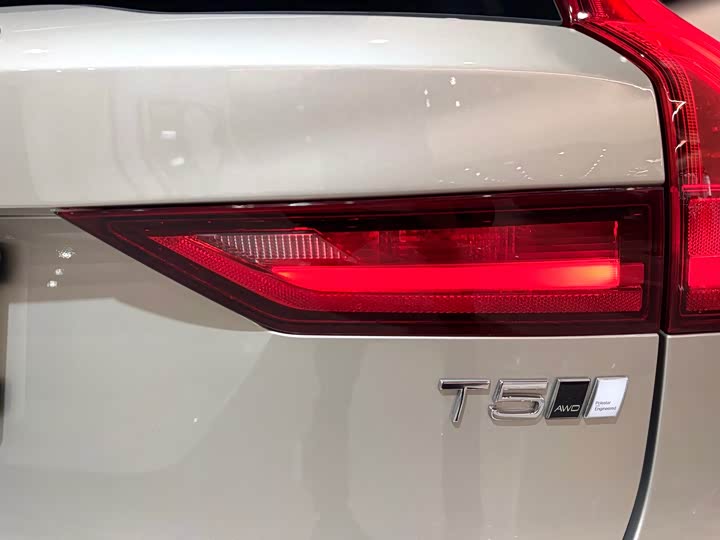 Volvo V90 2019 Cross Country T 5 AWD V — фото 11
