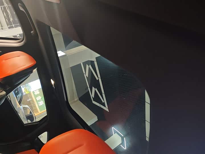Changan UNI-V 2022 1.5 T Premium — фото 18