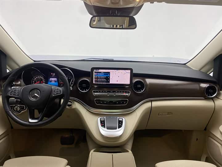 Mercedes-Benz V-Class 2022 V 260 — фото 13