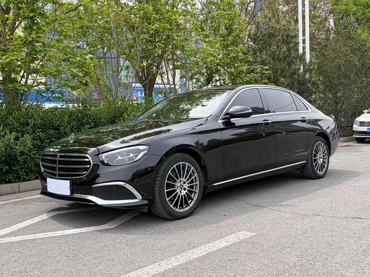 Mercedes-Benz E-Class 2021 E 260 L — фото 15