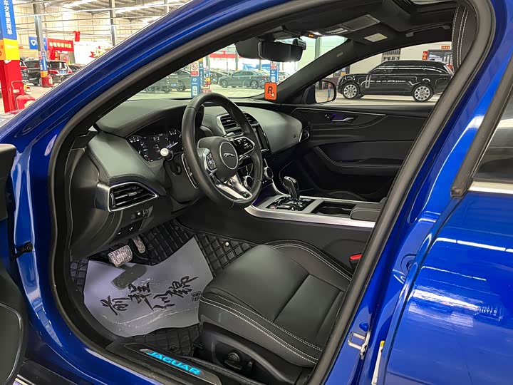 Jaguar XEL 2020 2.0 T 200 PS R-DYNAMIC S — фото 7