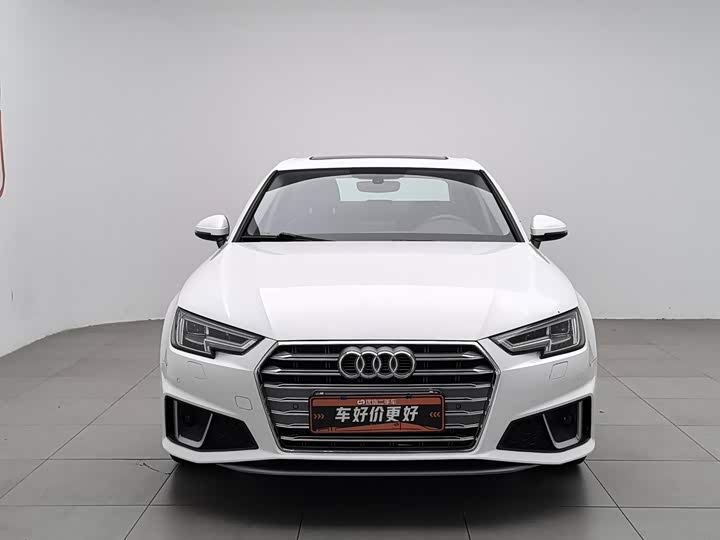 Audi A4L 40 TFSI стиль V — фото 3