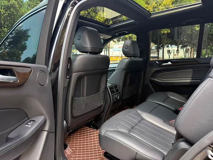 Mercedes-Benz GLS 2018 GLS 400 4 MATIC — фото 26