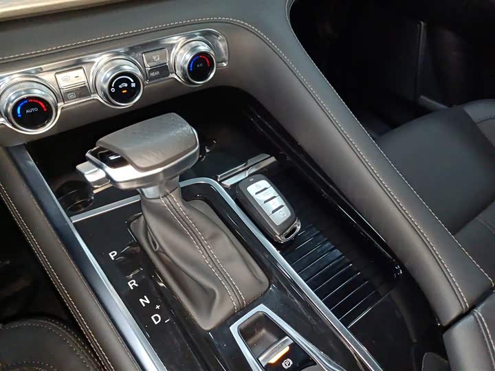 Changan CS95 2019 2.0 T 2 WDLuxury — фото 17