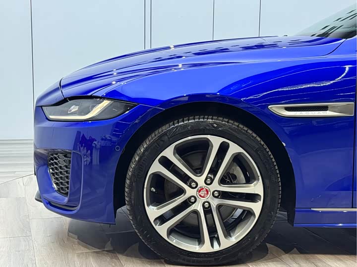 Jaguar XEL 2020 2.0 T 200 PS R-DYNAMIC S — фото 24