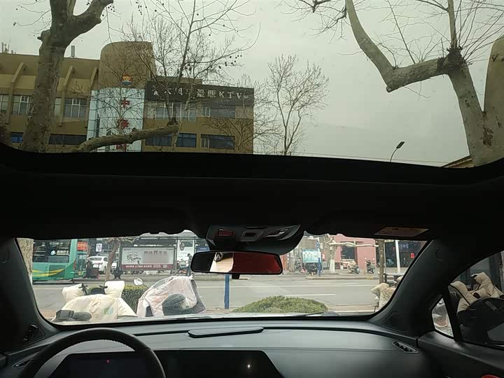 Changan UNI-T 2020 1.5 T Flagship — фото 18