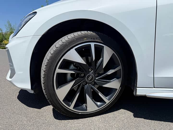 Audi A3 2024 A 3 L Limousine 35 TFSI Sport — фото 4