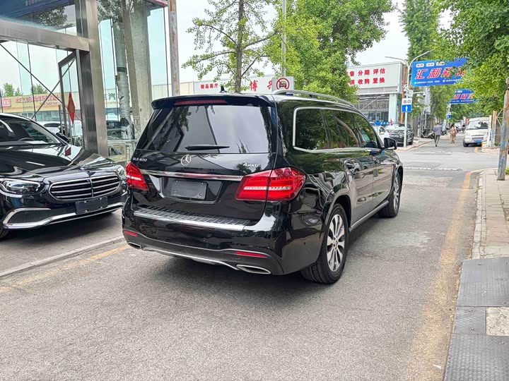 Mercedes-Benz GLS 2018 GLS 400 4 MATIC — фото 4