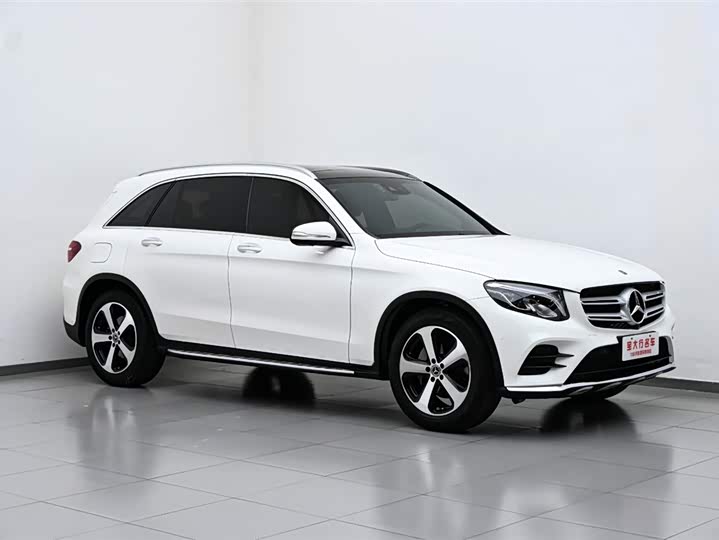 Mercedes-Benz GLC 2019 GLC 260 L 4 MATIC Luxury — фото 4