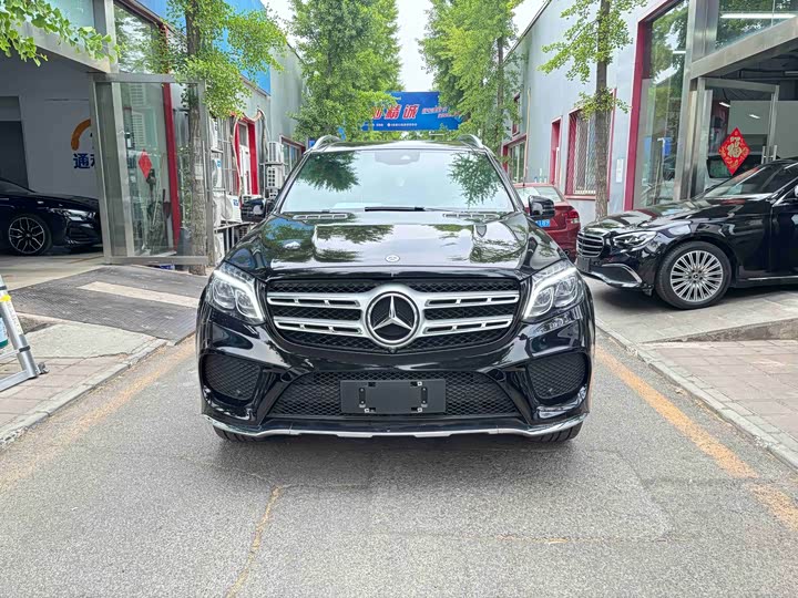 Mercedes-Benz GLS 2018 GLS 400 4 MATIC — фото 2