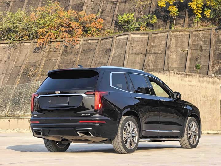 Cadillac XT6 2021 28 T 4 WDLuxury — фото 5