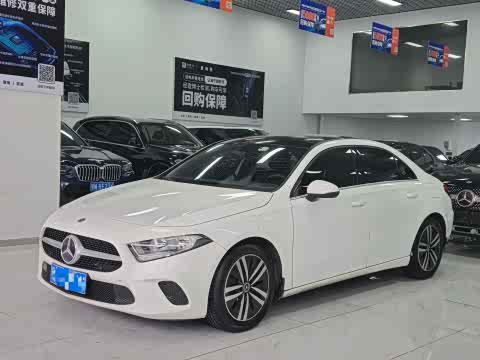 Mercedes-Benz A-Class 2020 A 180 L — фото 15