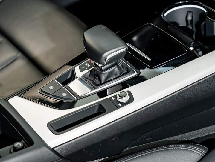 Audi A5 2023 Sportback 40 TFSI quattro — фото 19