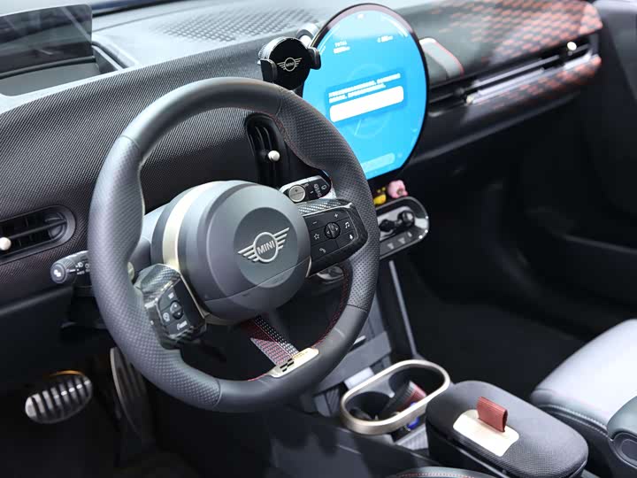 MINI Hatch — фото 16