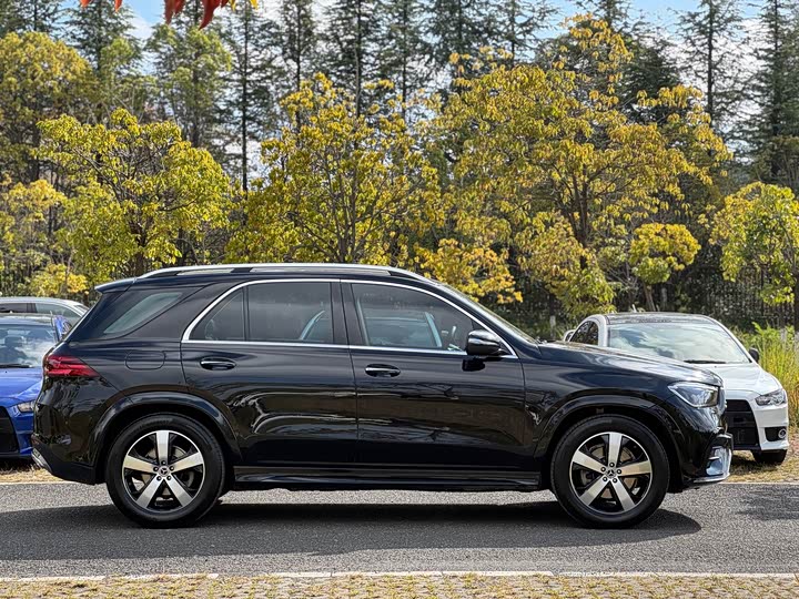 Mercedes-Benz GLE 2022 GLE 350 4 MATIC — фото 3