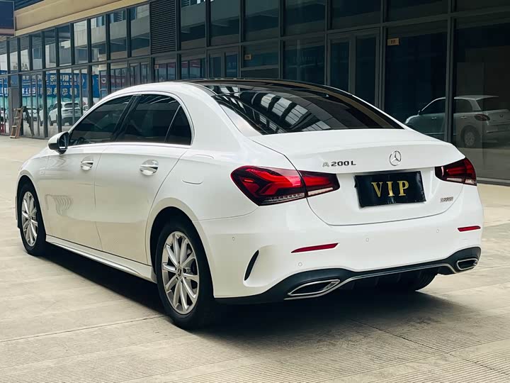 Mercedes-Benz A-Class 2021 A 200 L — фото 5