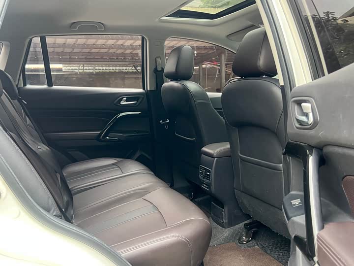 Trumpchi GS4 2018 200 T G-DCT 2 WD — фото 16