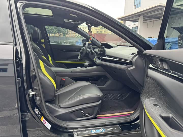 Changan UNI-V 2022 1.5 T — фото 7
