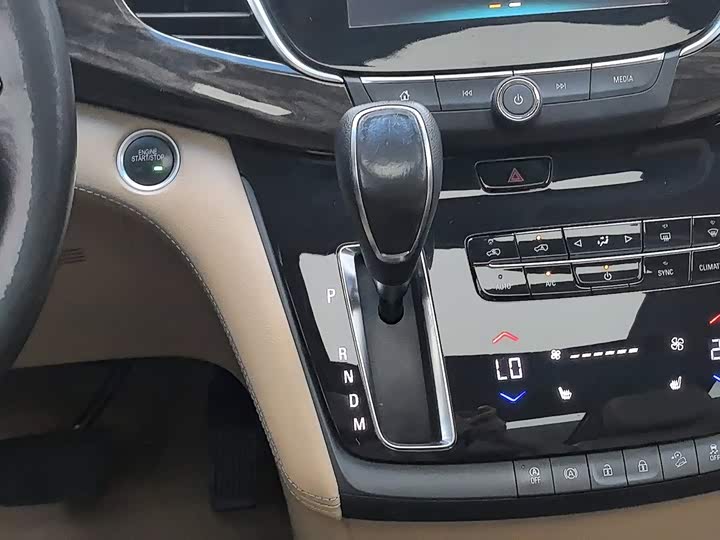 Buick GL8 ES 28T люкс VI — фото 13