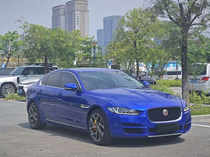 Jaguar XEL 2019 2.0 T 200 PS — фото 3