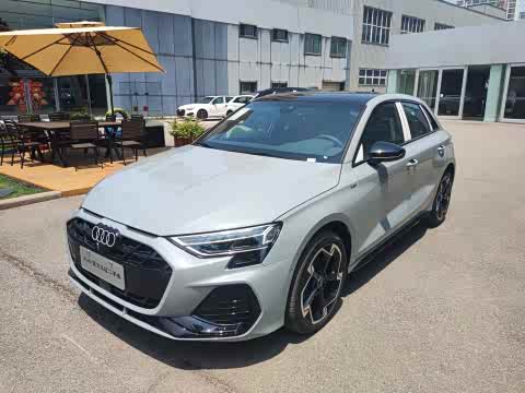 Audi A3 2026 Sportback 35 TFSI + — фото 11