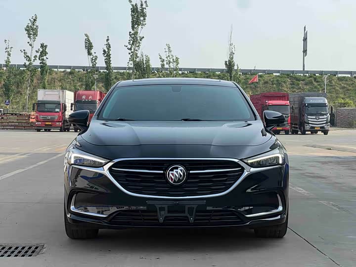 Buick LaCrosse — фото 2