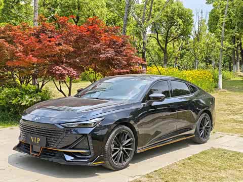Changan UNI-V 2023 1.5 T — фото 17