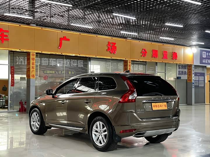 Volvo XC60 2017 T 5 — фото 6