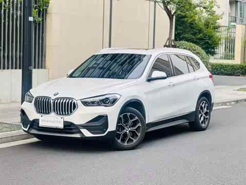 BMW X1 2022 s Drive 25 Li Leading — фото 18