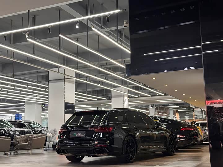 Audi RS4 2023 RS 4 Avant — фото 18