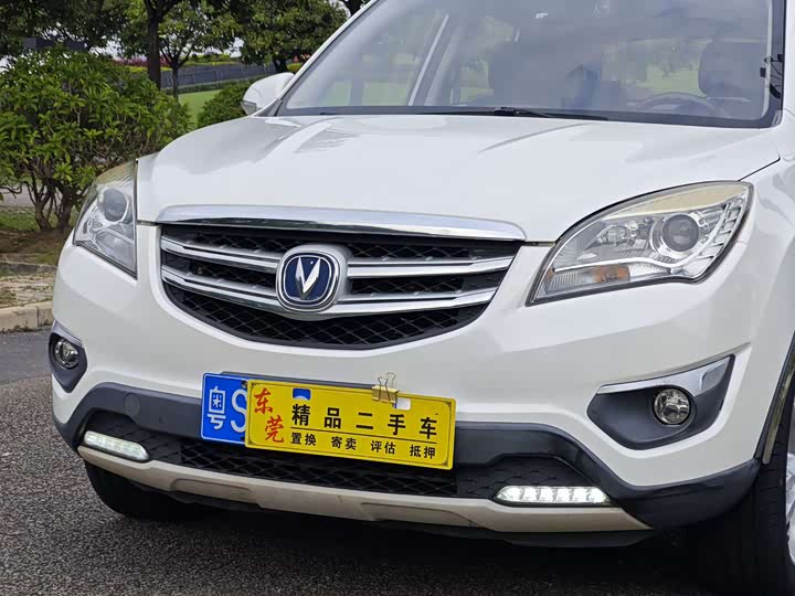 Changan CS35 2016 1.6 L ATLuxury V — фото 4