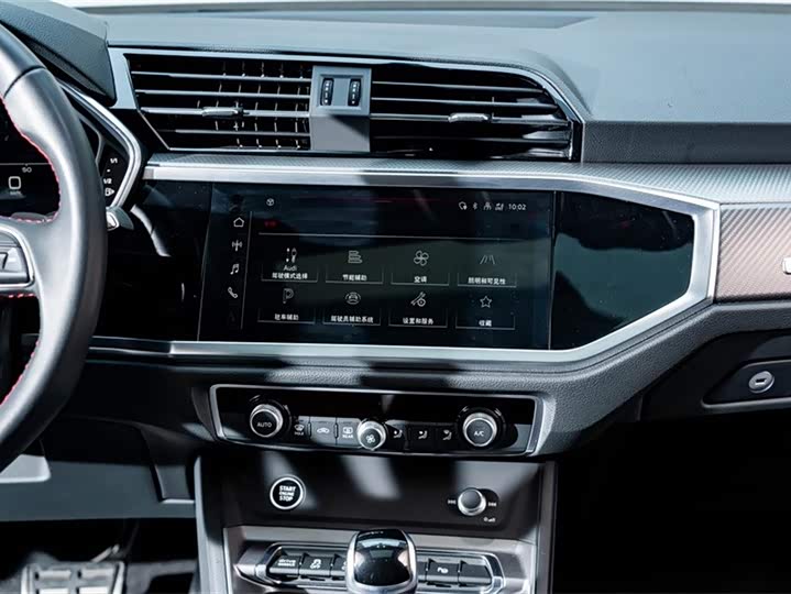 Audi Q3 2023 40 TFSI RS — фото 14