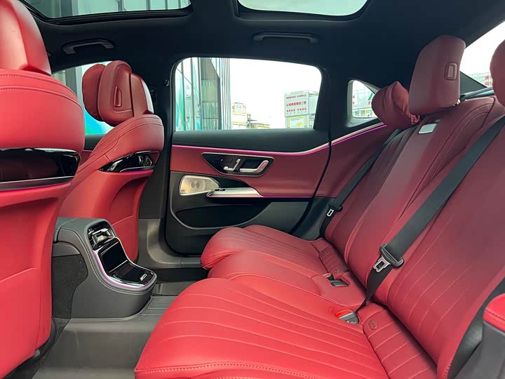 Mercedes-Benz E-Class 2025 E 300 L Luxury — фото 17