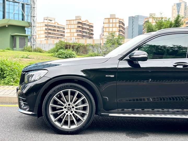 Mercedes-Benz GLC 2017 AMG GLC 43 4 MATIC — фото 12