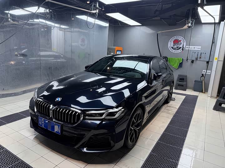 BMW 5-Series 2022 540i M