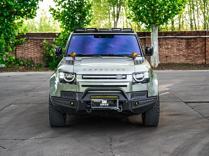 Land Rover Defender — фото 2