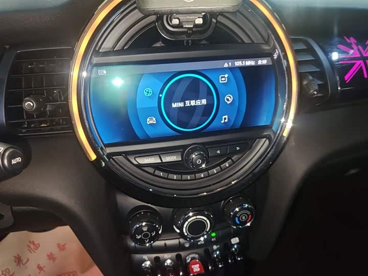 MINI Hatch — фото 13