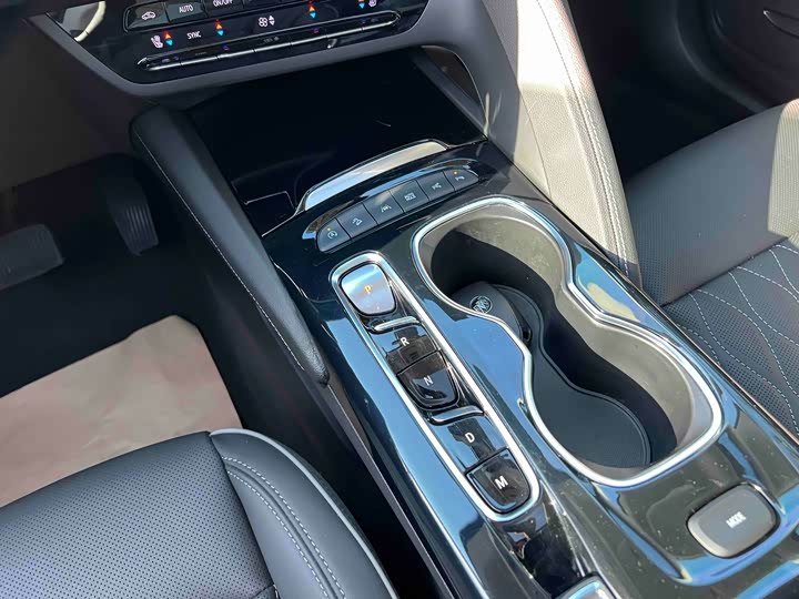 Buick S 2020 S 652 T 4 WDAvenir — фото 9